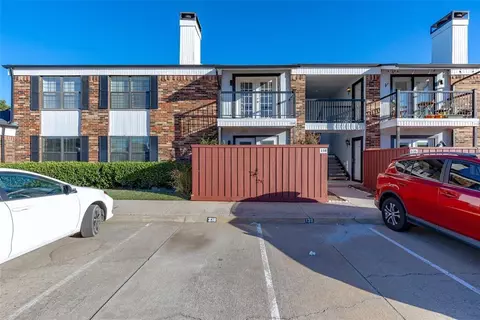 3003 River Oaks Dr #138, Norman, OK 73072