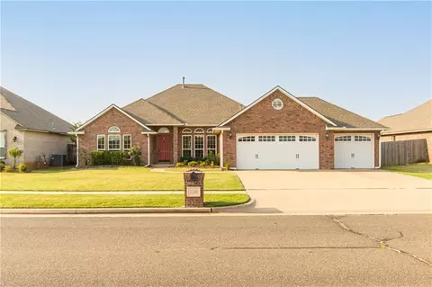 2116 NW 173rd St, Edmond, OK 73012