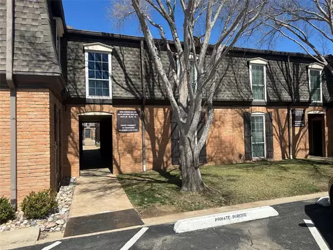 6000 N Brookline Ave #69, Oklahoma City, OK 73112