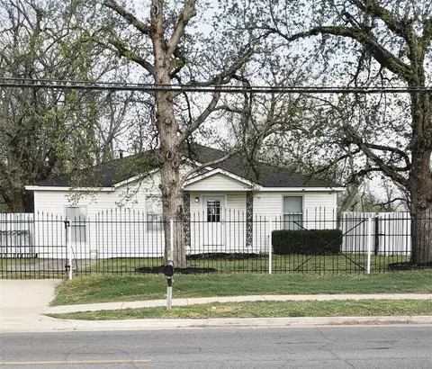 1800 N Ann Arbor Ave, Oklahoma City, OK 73127