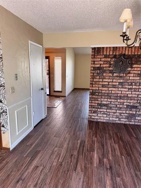 1754 N Lionsgate Cir, Bethany, OK 73008 photo 6