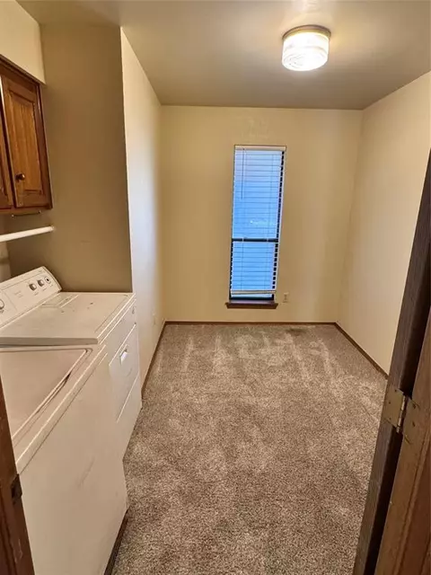 1754 N Lionsgate Cir, Bethany, OK 73008 photo 7