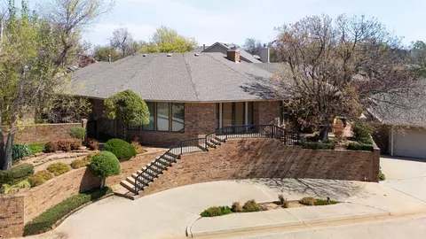 545 E Oak Pl, Edmond, OK 73025 photo 24