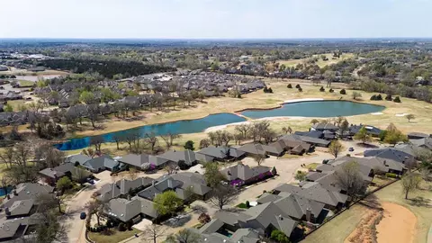 545 E Oak Pl, Edmond, OK 73025 photo 27