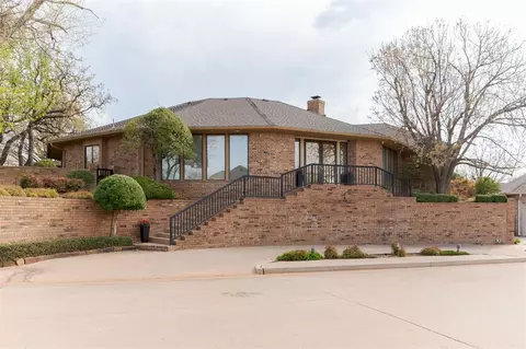 545 E Oak Pl, Edmond, OK 73025 photo 32