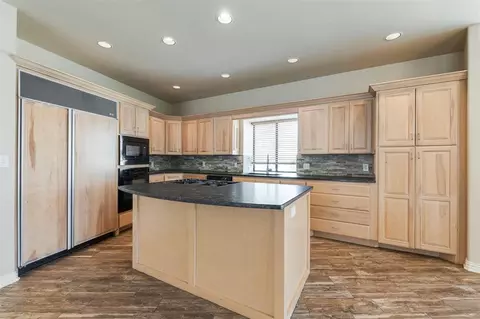 545 E Oak Pl, Edmond, OK 73025 photo 10