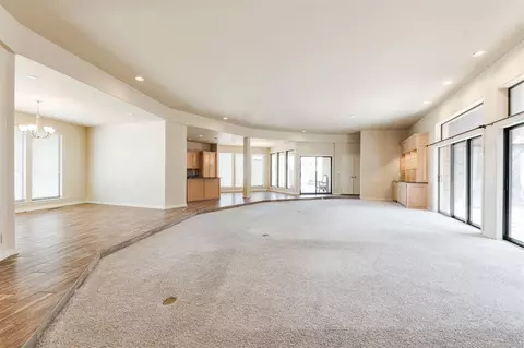 545 E Oak Pl, Edmond, OK 73025 photo 13