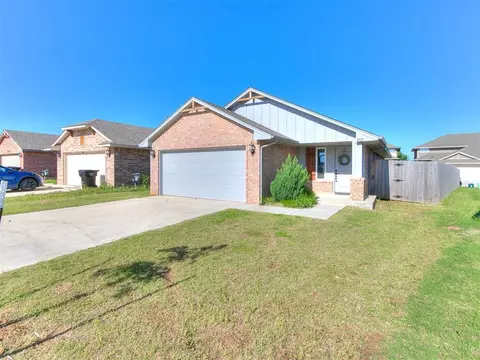 3721 Central Park Dr, Moore, OK 73160 photo 3