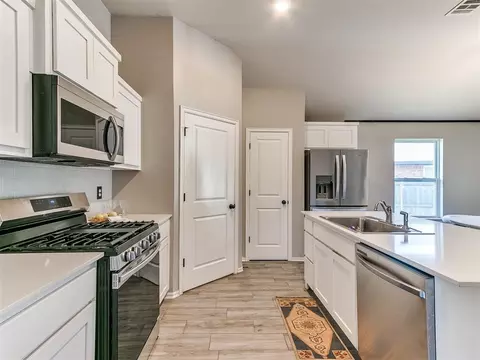 3721 Central Park Dr, Moore, OK 73160 photo 29