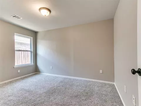3721 Central Park Dr, Moore, OK 73160 photo 17