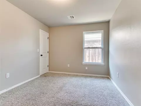 3721 Central Park Dr, Moore, OK 73160 photo 18