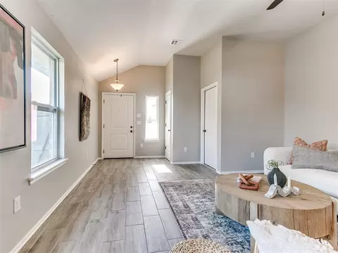 3721 Central Park Dr, Moore, OK 73160 photo 12