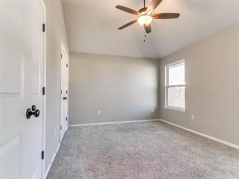 3721 Central Park Dr, Moore, OK 73160 photo 33