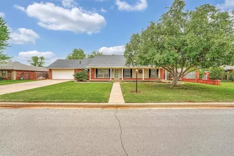 904 Kathys Pl, Elk City, OK 73644