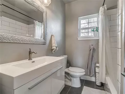 426 E Symmes St, Norman, OK 73071 photo 11