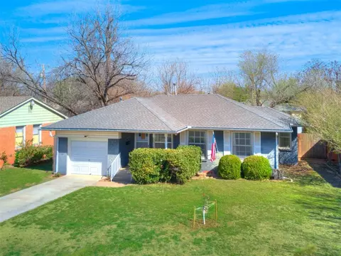 1315 Oxford Way, The Village, OK 73120