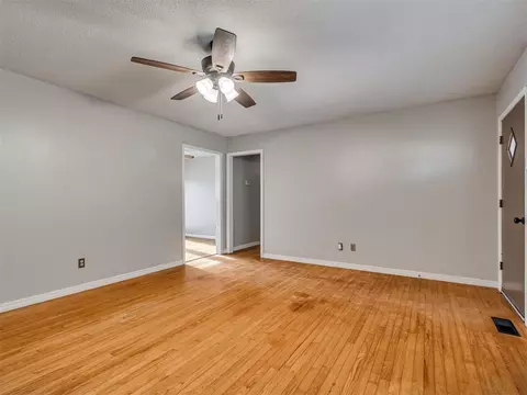 111 E Larry Rd, Shawnee, OK 74804 photo 13