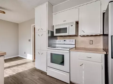 111 E Larry Rd, Shawnee, OK 74804 photo 18