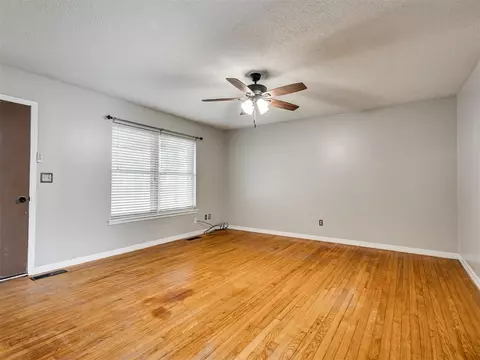 111 E Larry Rd, Shawnee, OK 74804 photo 11