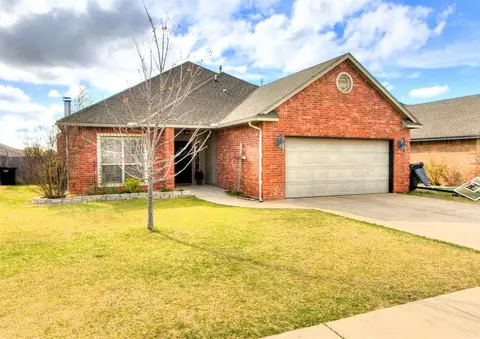 1505 Jordan Dr, Moore, OK 73160
