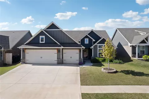 11116 SW 30th St, Yukon, OK 73099