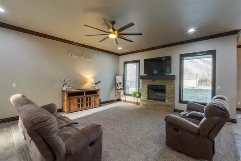 9140 Megans Way, Mcloud, OK 74851 photo 12