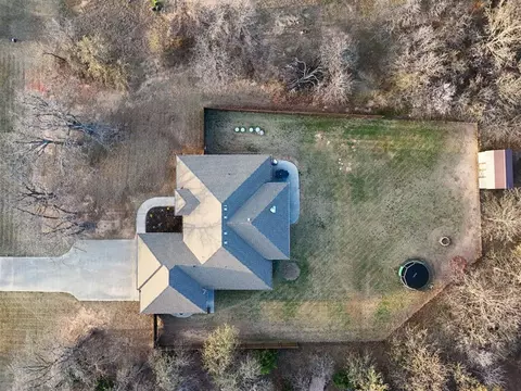 9140 Megans Way, Mcloud, OK 74851 photo 45