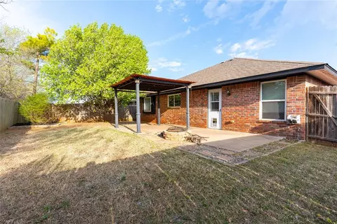 2152 Melody Dr, Edmond, OK 73012 photo 31