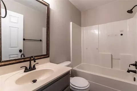 2152 Melody Dr, Edmond, OK 73012 photo 24