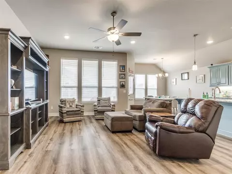 16141 Buffalo Dr, Moore, OK 73170 photo 4