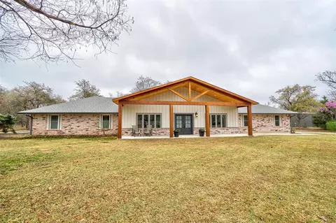 3920 Smoking Oaks Dr, Oklahoma City, OK 73150