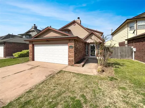 2121 Lakecrest Dr, Oklahoma City, OK 73170