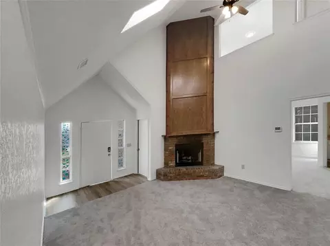 2121 Lakecrest Dr, Oklahoma City, OK 73170 photo 9