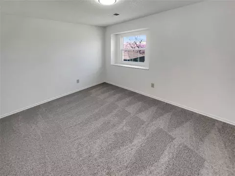 2121 Lakecrest Dr, Oklahoma City, OK 73170 photo 5