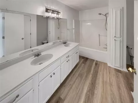 2121 Lakecrest Dr, Oklahoma City, OK 73170 photo 7
