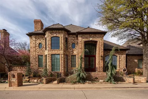3413 Brookford Dr, Norman, OK 73072