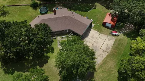 2007 N Milt Phillips Ave, Seminole, OK 74868