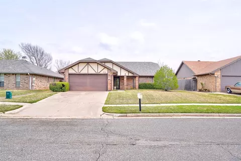 1016 Countrywood Ln, Edmond, OK 73012