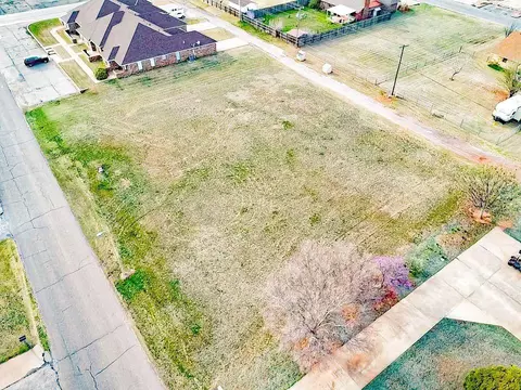 603 E Benton Ave, Sayre, OK 73662
