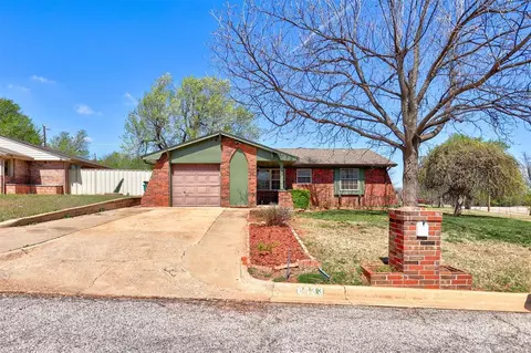 8633 Ambassador Rd, Oklahoma City, OK 73169