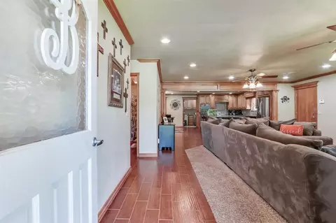 Entry Way - 804 Willow St, Tuttle, OK 73089 photo 1 of 1