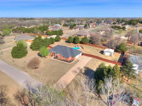 2412 County Road 1198, Tuttle, OK 73089 photo 3