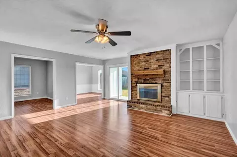 612 Cactus Ct, Yukon, OK 73099