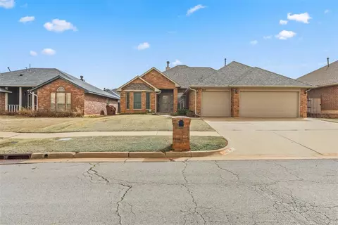 404 NW 140th St, Edmond, OK 73013