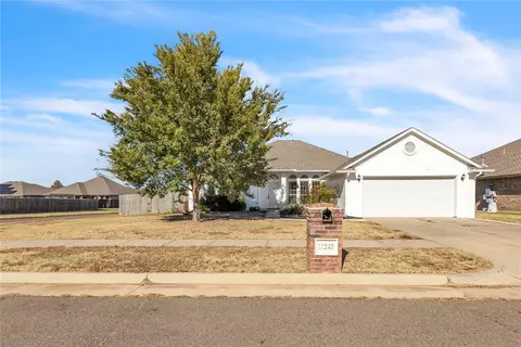 11245 NW 101st St, Yukon, OK 73099