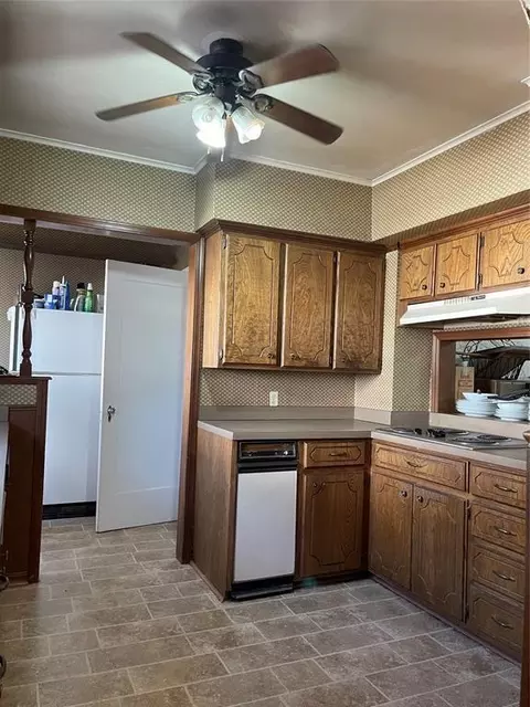 Kitchen - 206 E 3rd St, Carnegie, OK 73015 photo 2 of 3