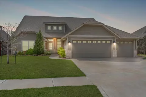 10905 Millbrook Ln, Oklahoma City, OK 73162