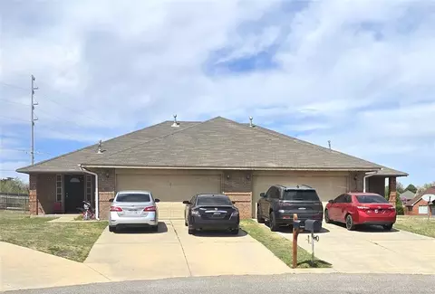 5 Lombardy Pl, Clinton, OK 73601
