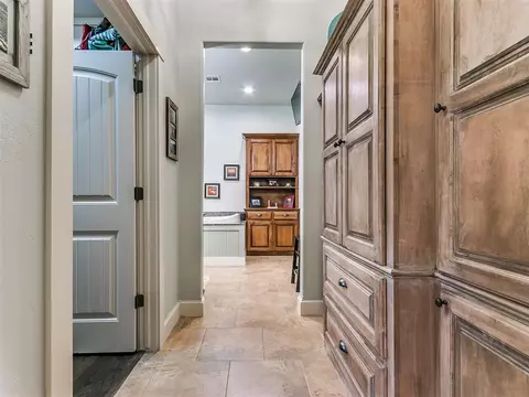 7022 Mark Cir, Norman, OK 73026 photo 12