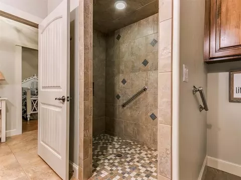 7022 Mark Cir, Norman, OK 73026 photo 31